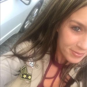 Meet your Posher, Amber